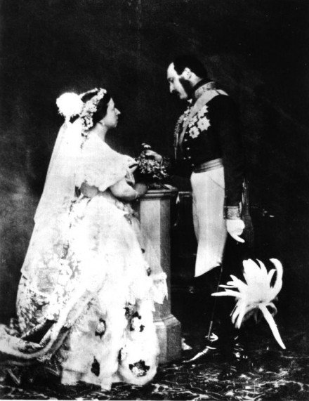 Gaun Yang Dipakai Ratu Victoria Saat Menikahi Albert Saxe