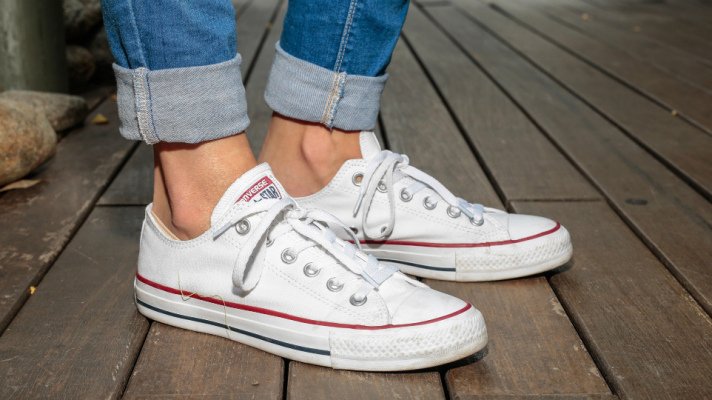 4 Cara Membedakan Sepatu Converse Asli dan Palsu KW | jadiberita.com