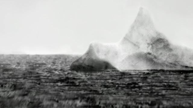 iceberg sank titanic