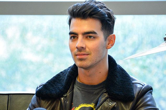 Joe Jonas (billboard)