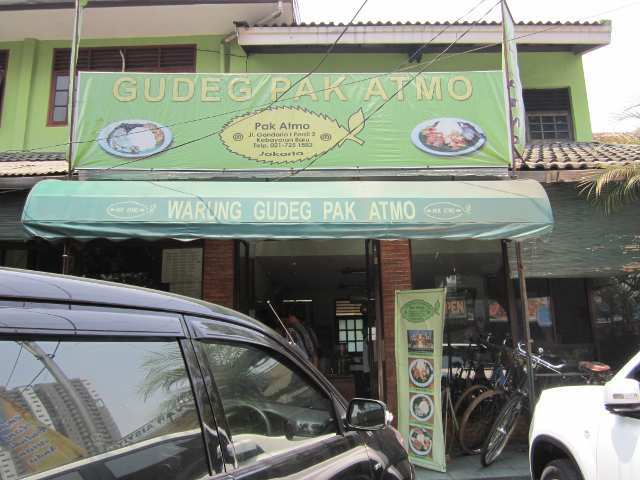 Gudeg Pak Atmo, Gandaria (food.detik.com)