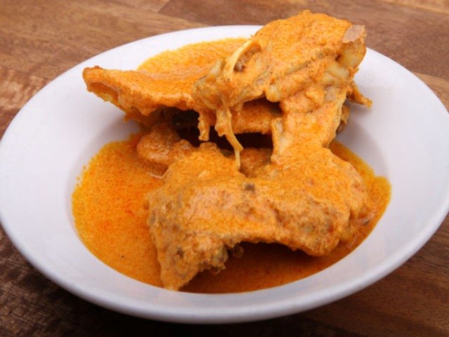 Gulai Ayam (www.restoransederhana.id)