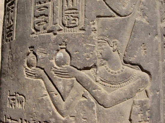 Parfum Mesir kuno (Coolthingoftheday)
