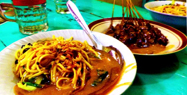 Mie Ongklok Ranselwisata Mie Ongklok, Kuliner Maknyus Khas Wonosobo yang Bikin Ketagihan