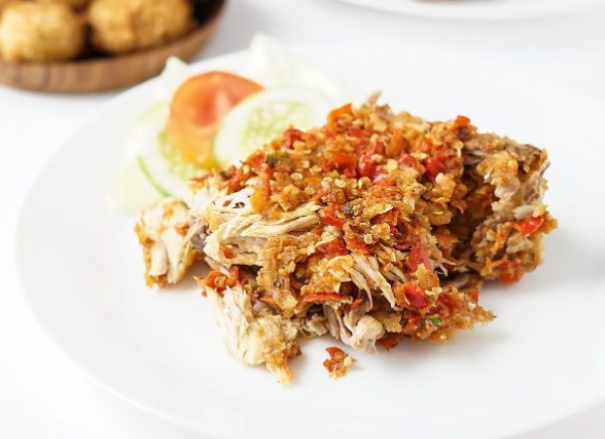 Ayam Geprek Wong Sugih @wongsugih Sensasi Super Pedas, Ini 5 Kuliner Ayam Geprek Super Pedas di Jakarta yang Jadi Berita