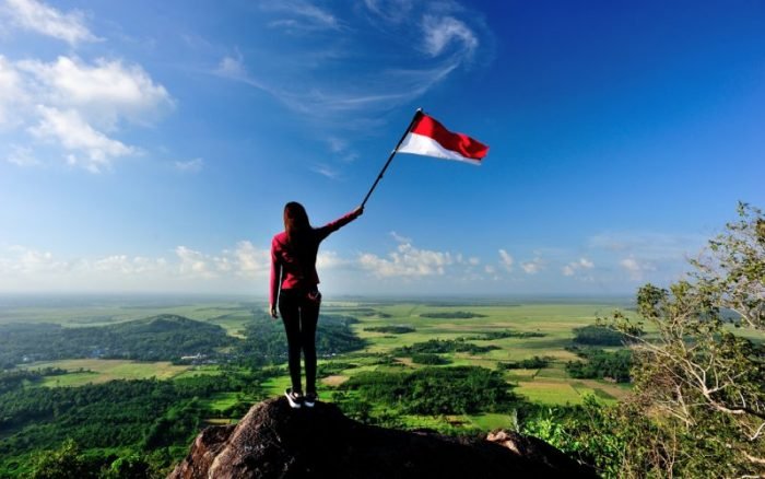 Kibarkan bendera Indonesia Mozaic